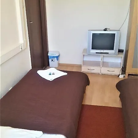 Na Zurawiej Hostel *